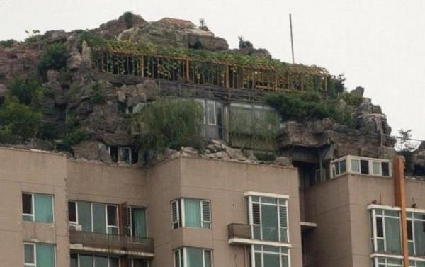 China Daily gazetesine göre villa için yıkım kararı çıktı.