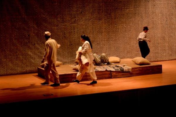 Mersin Şehir Tiyatrosu,Yeni Sezonu 'Eski Çarıklar' İle Açıyor