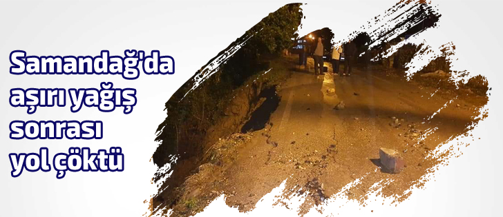 Samandağ'da aşırı yağış sonrası yol çöktü   