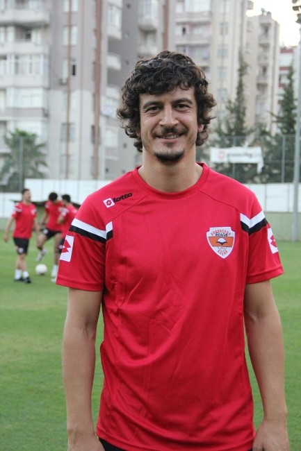 Adanaspor'un Yeni Transferi Antrenmana Katıldı