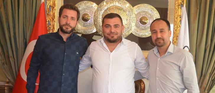 Arsuz Karaağaç Spor Teknik Direktör Mehmet Çetin İle Sözleşme İmzaladı