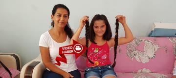12 Yaşındaki Azra, Kanser Hastaları İçin Saçını Kestirip Bağışladı