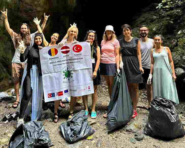 Üç Ülkenin Katılımıyla “Let’s Make The World More Green” Projesi