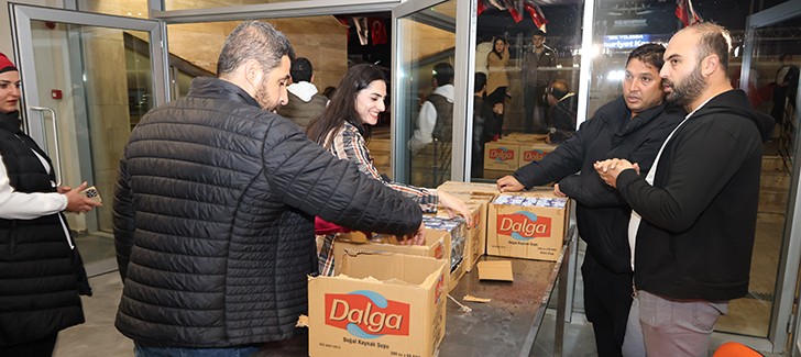 HATAYLILAR CUMHURİYET KONSERİNDE DOYASIYA EĞLENDİ
