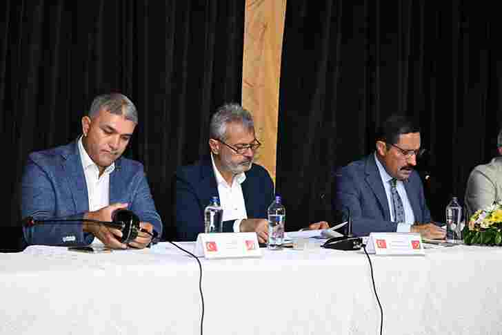 Başkan Öntürk Antakya ve İskenderun’da Muhtarla Buluştu