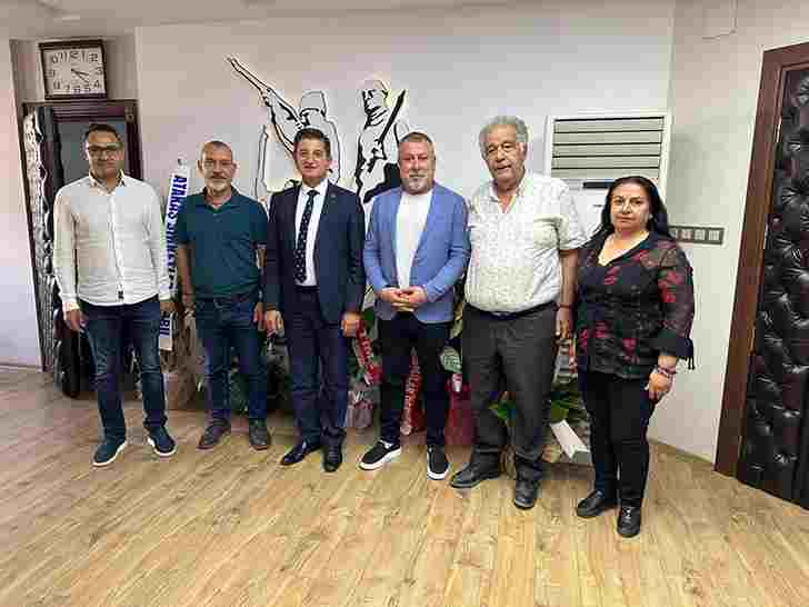 İGC’den Dörtyol ve Erzin Belediye Başkanlarına Tebrik Ziyareti