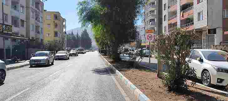 Hatay’da berberde şüpheli çanta paniği