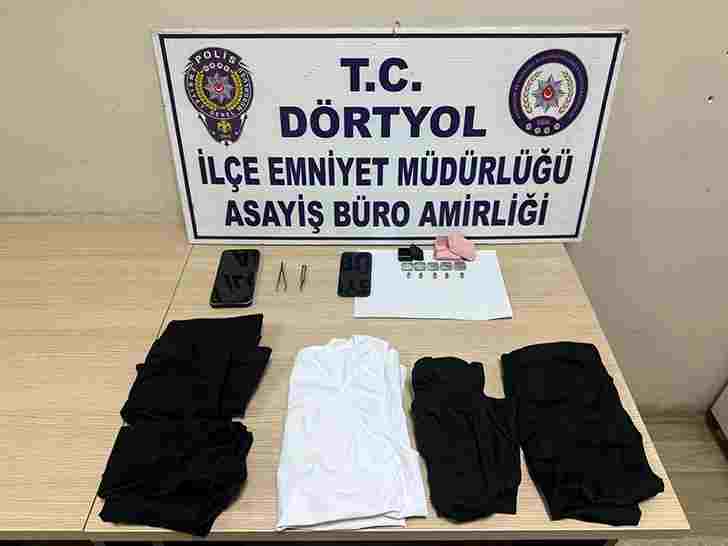 Hatay’da Kopya Çetesine Polis Darbesi: 2 Gözaltı