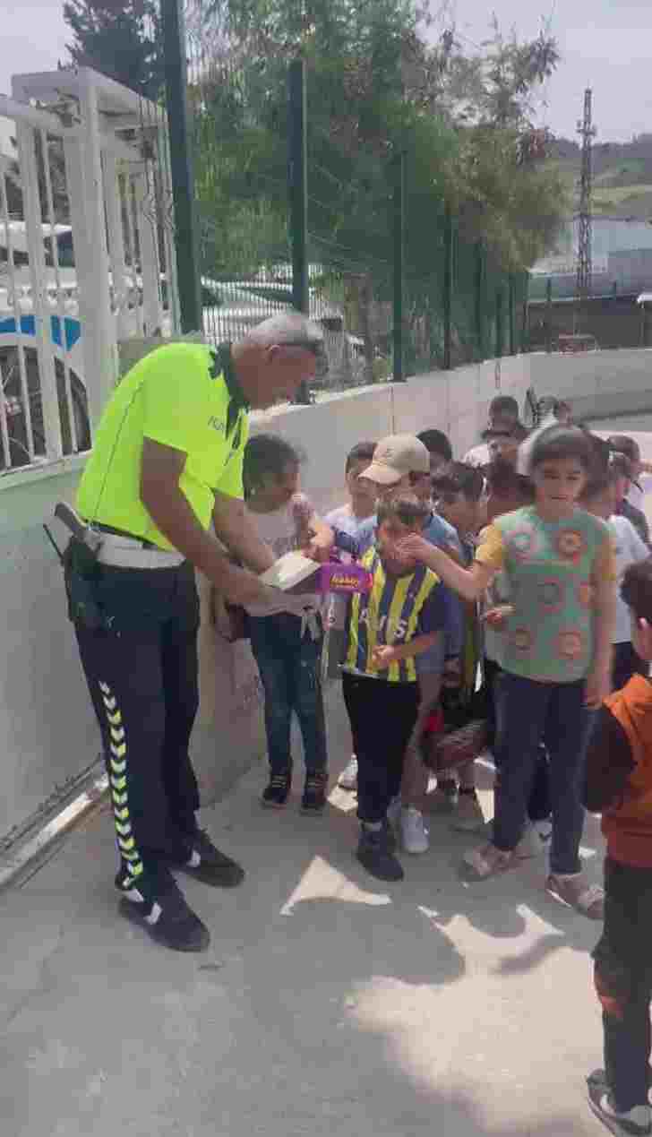 Minik Kalplere Tatlı Sürpriz