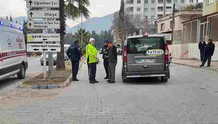 Ticari araçla çarpışan motosiklet sürücüsü yaralandı