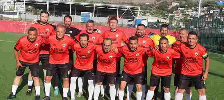 ARSUZ BELEDİYE SPOR ZİRVEYE KOŞUYOR 7-2