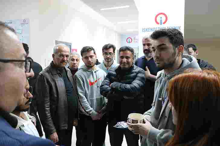İSTE REKTÖRÜ DURUEL’DEN ÖĞRENCİLERE BÜYÜK DESTEK
