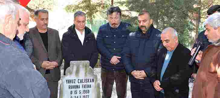 Ülkücü Şehit Yavuz Çalışkan; Mezarı Başında Dualarla Anıldı