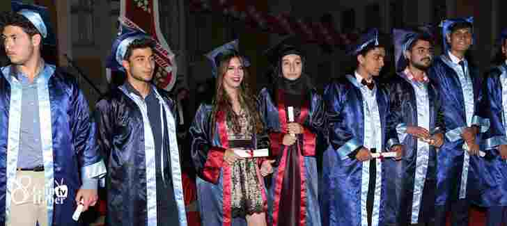 Cumhuriyet Anadolu Lisesinde 120 Mezun