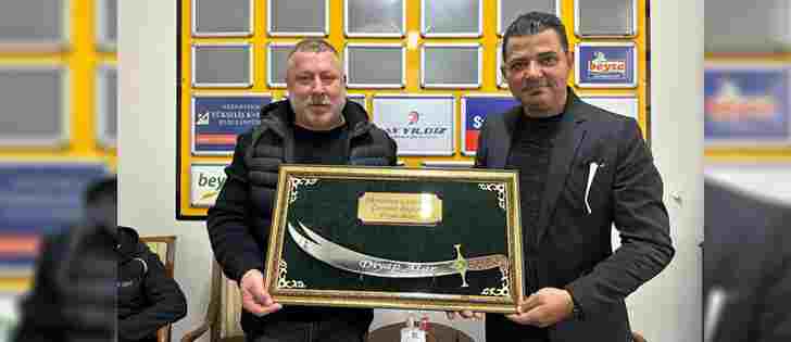Cumhuriyet Mahallesi Muhtar Adayı Emirhan Naim Atar’dan İGC’ye Ziyaret