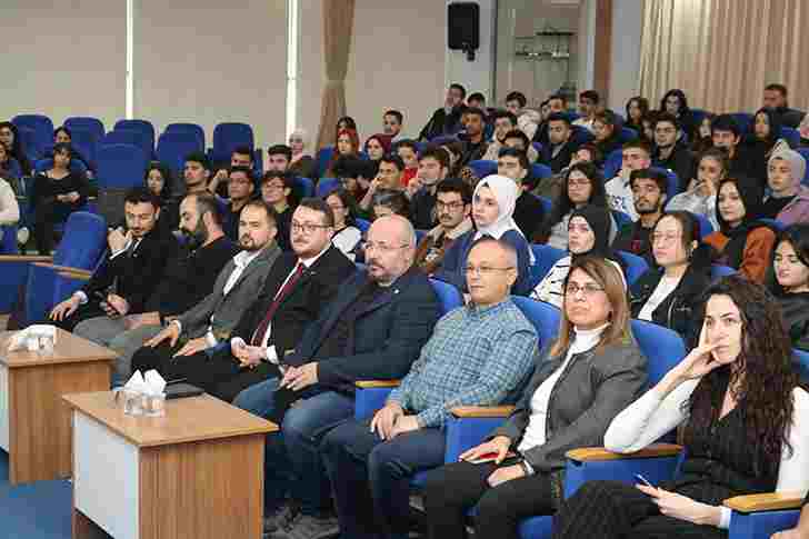 İSTE’DE “UÇUŞ VE ÖTESİ” SEMİNERİ DÜZENLENDİ