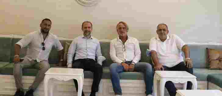 Futbolun Yıldızları Vekil Özel’i Ziyaret Etti