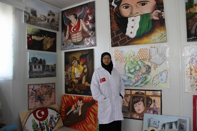 Suriyeli Kadınlar Savaşın İzlerini Sanatla Silmeye Çalışıyor