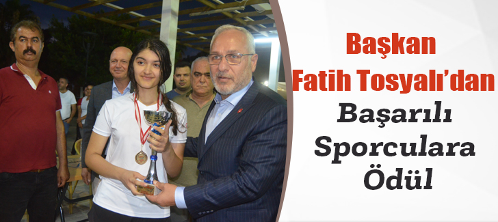 Başkan Fatih Tosyalı'dan Başarılı Öğrencilere Ödül