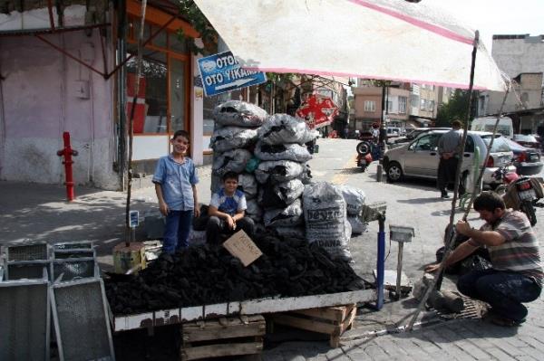 Mangal Şiş Ve Kömür Satışları Başladı