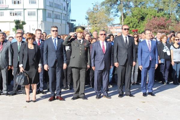 Ceyhan'da Atatürk'ü Anma Etkinliği