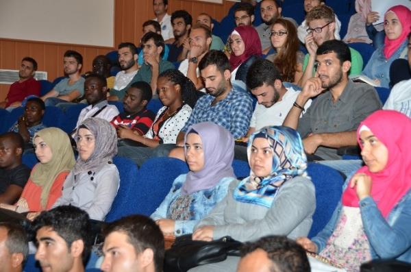 MEÜ'de Yabancı Uyruklu Öğrenciler İçin Tanışma Ve İletişim Toplantısı