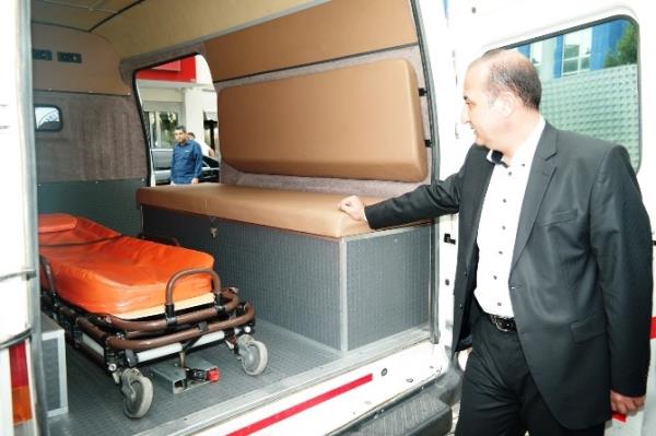 Ceyhan Belediyesi Yeni Hasta Ve Cenaze Nakil Araçlarını Hizmete Sundu