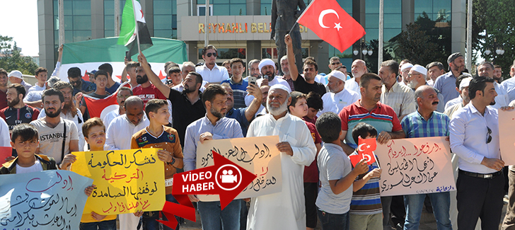  Reyhanlı'daki Suriyelilerden İdlib'e Müdahaleye Protesto