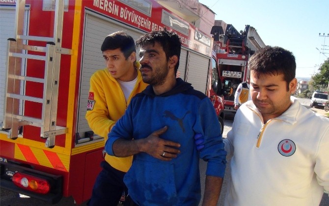 Mersin'de Suriyeli Ailenin Evi Yandı: 4 Yaralı