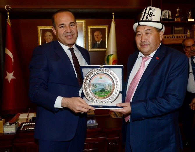 Kırgız Heyetten Sözlü'ye Ziyaret
