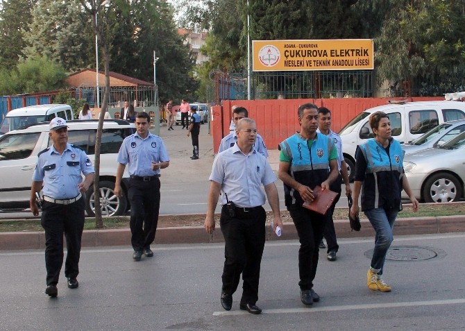 Adana'da 205 Polisle Okul Önlerinde Narkotik Ve Çocuk Polisi Uygulaması