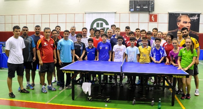 Kuveyt Masa Tenisi Milli Takımı Adana'da