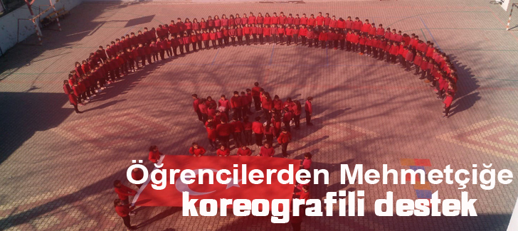 Öğrencilerden Mehmetçiğe koreografili destek 