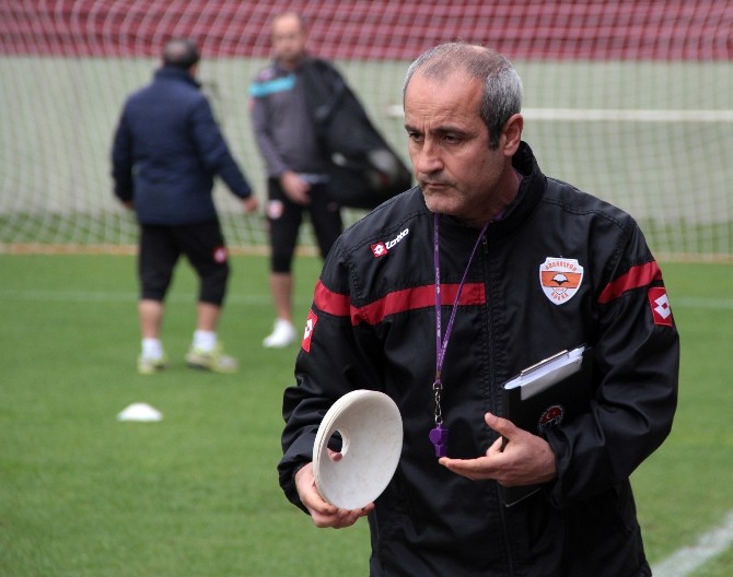 Adanapor, Teknik Direktör Eyüp Arın Ve 3 Yabancı Oyuncu İle Anlaştı
