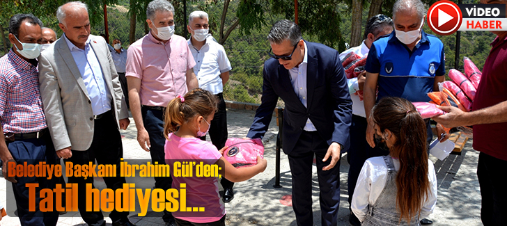 Belediye Başkanı İbrahim Gülden;  Tatil hediyesi