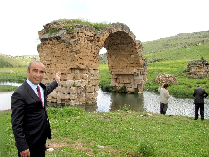 Başkan Özdemir, 'Tarihi Septimius Severus Köprüsü Turizme Kazandırılıyor'