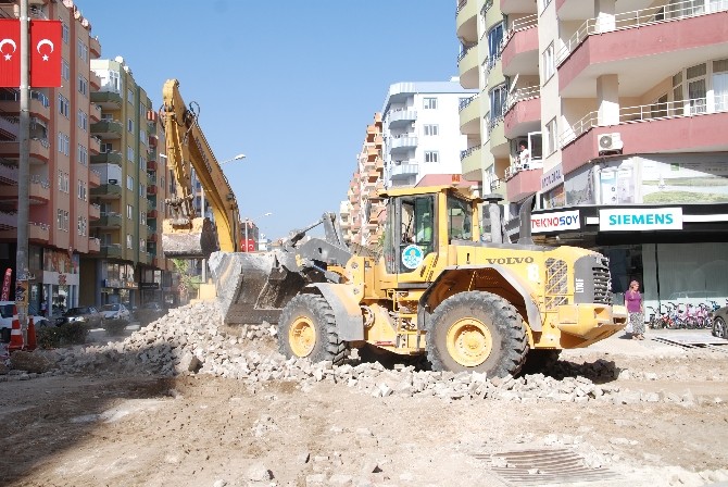 Silifke Atatürk Caddesinde Hummalı Çalışma