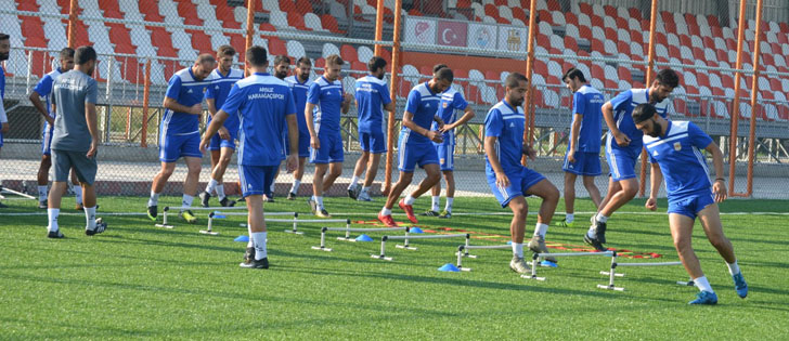 Karaağaç Spor'da Futbolcular Galibiyet Yemini Etti
