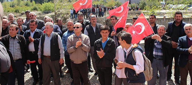 Karanlıkta Tuttuğun Eli Aydınlıkta Bırakmayacaksın !!!