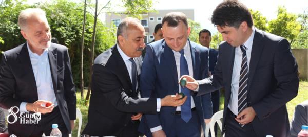 Arsuz Buram Buram Bahar Kokuyor ..