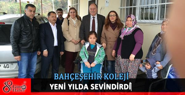 Bahçeşehir Koleji Yeni Yılda Sevindirdi