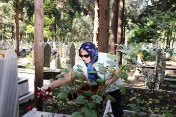 Erhan Aksay Mezarı Başında Anıldı