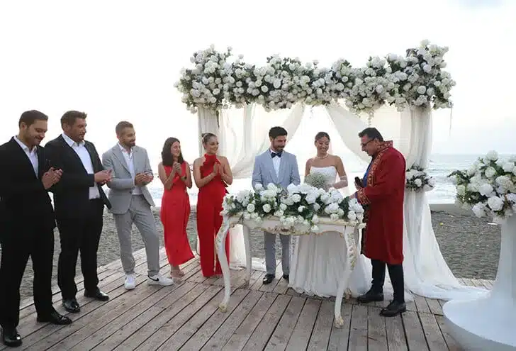 MUTLULUĞUNUZ DAİM OLSUN!