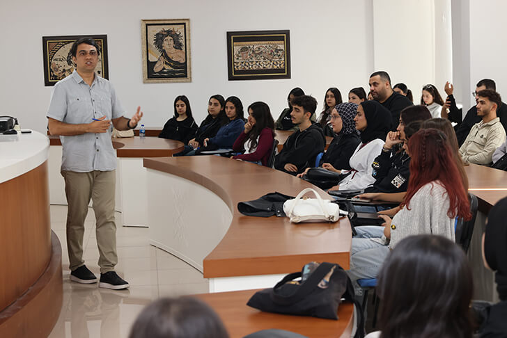 Aile Üniversitesi İlk Mezunlarını Verdi!