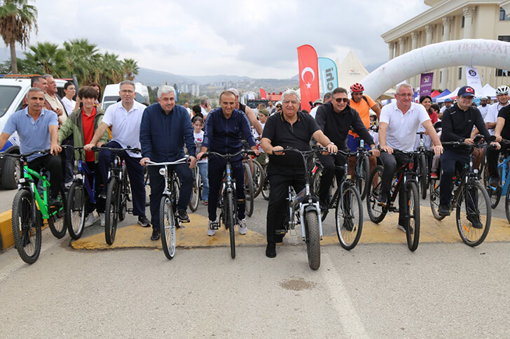 Sağlık İçin Pedal Attılar, Hayattan Tat Aldılar!