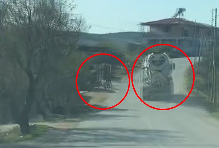 Tek Şeritli Yolda 100 km Hızla Giden Mikser Tepki Çekti!