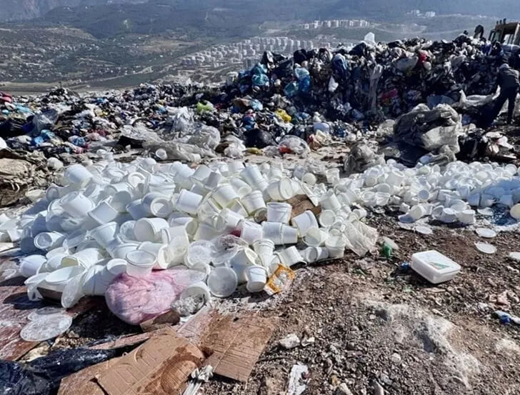 2 BİN KİLO YOĞURT, 300 KİLO PEYNİR SOFRALARA GELMEDEN İMHA EDİLDİ!