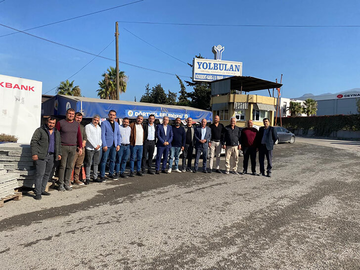 MHP’den grevdeki işçilere ziyaret!