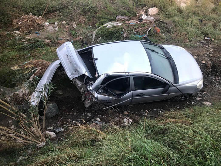 Köprüden Uçan Otomobil Hurdaya Döndü!