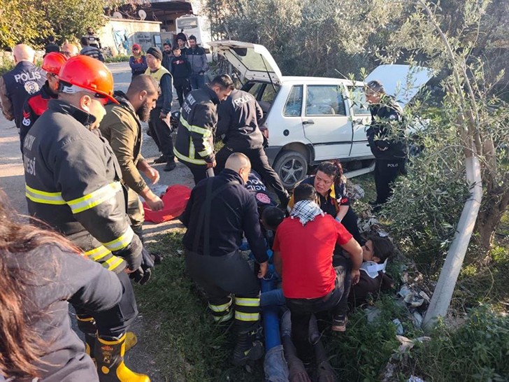 Erzin’de Trafik Kazası: 3 Yaralı
